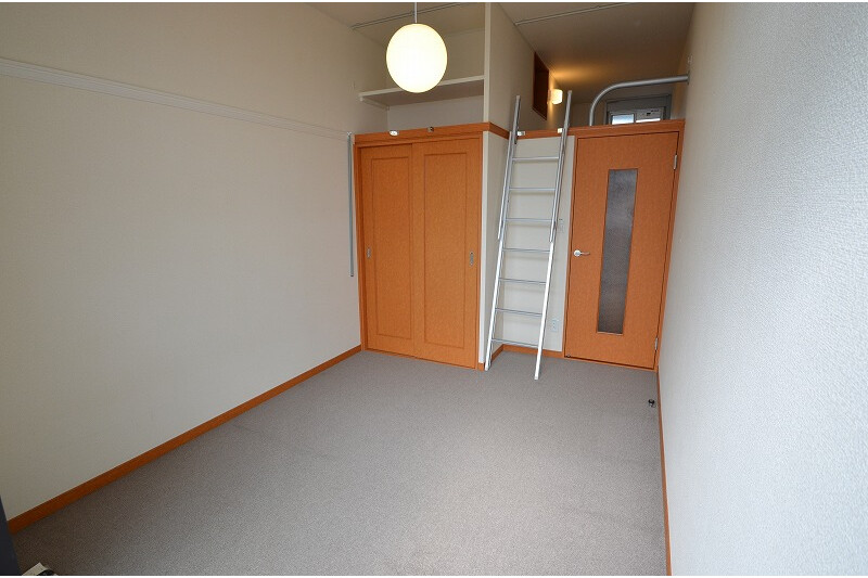 1K Apartment, Japan — image 3