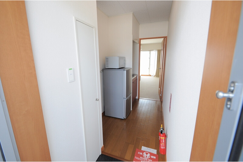 1K Apartment, Japan — image 12