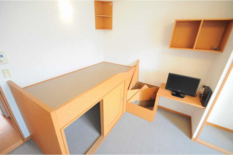 1K Apartment, Japan — image 3