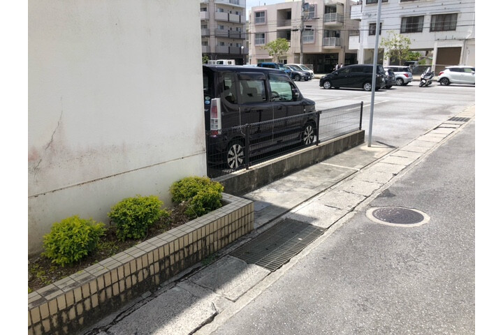 1K Apartment, Japan — image 13