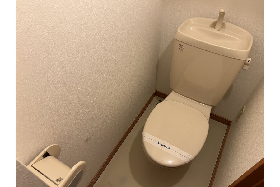 1K Apartment, Japan — image 10