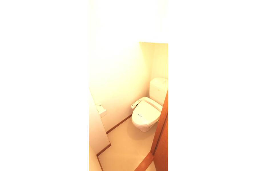 1K Apartment, Japan — image 11