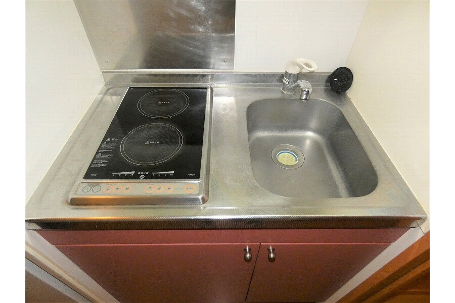 1K Apartment, Japan — image 9