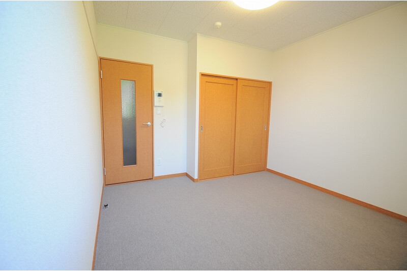 1K Apartment, Japan — image 4