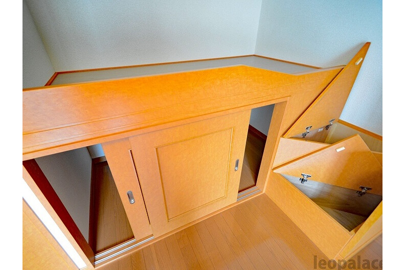 1K Apartment, Japan — image 5