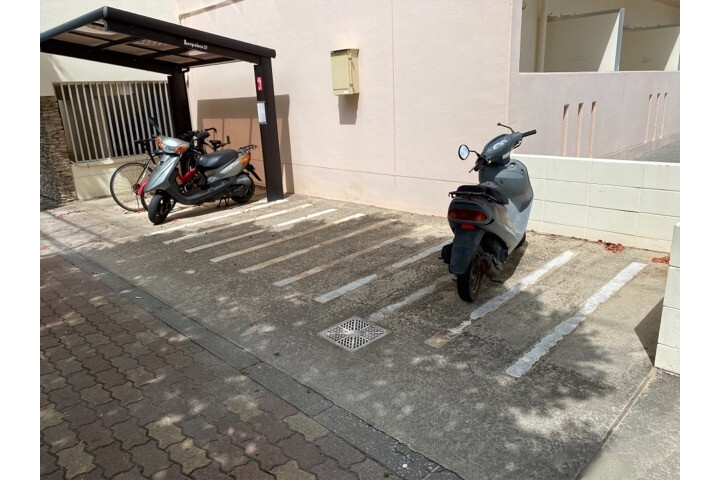 1K Apartment, Japan — image 9
