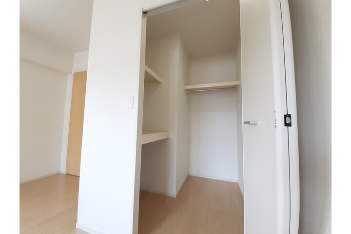 1K Apartment, Japan — image 10