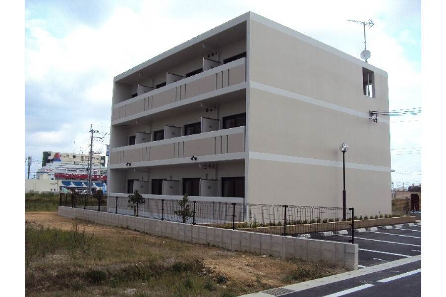 1K Apartment, Japan — image 17