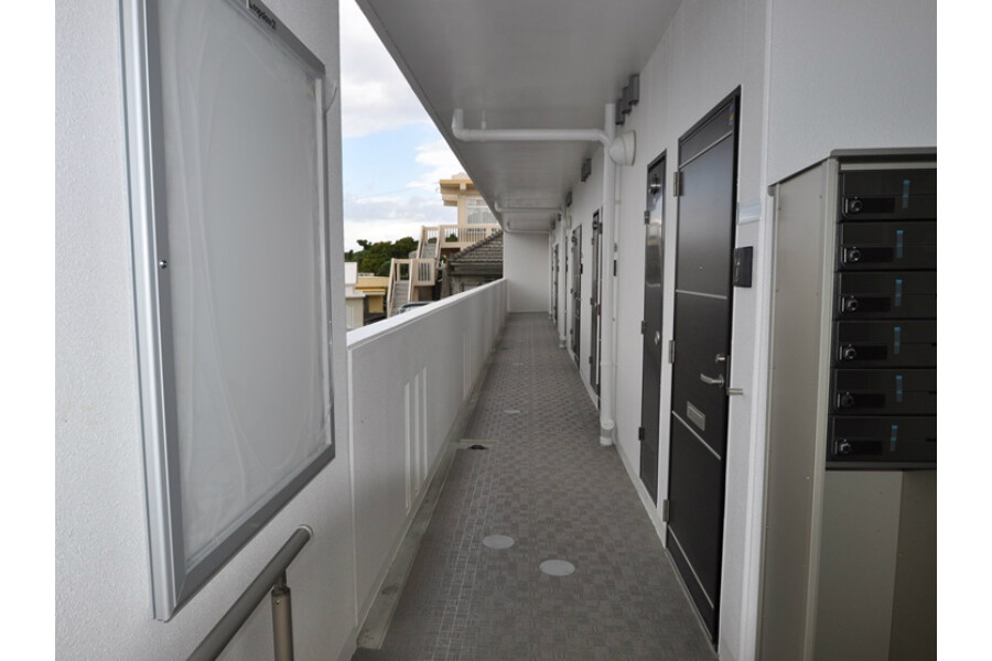 1K Apartment, Japan — image 14