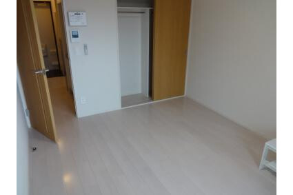 1K Apartment, Japan — image 5