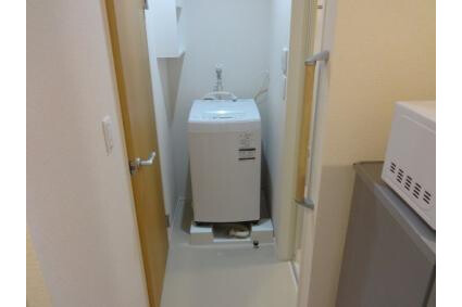 1K Apartment, Japan — image 11