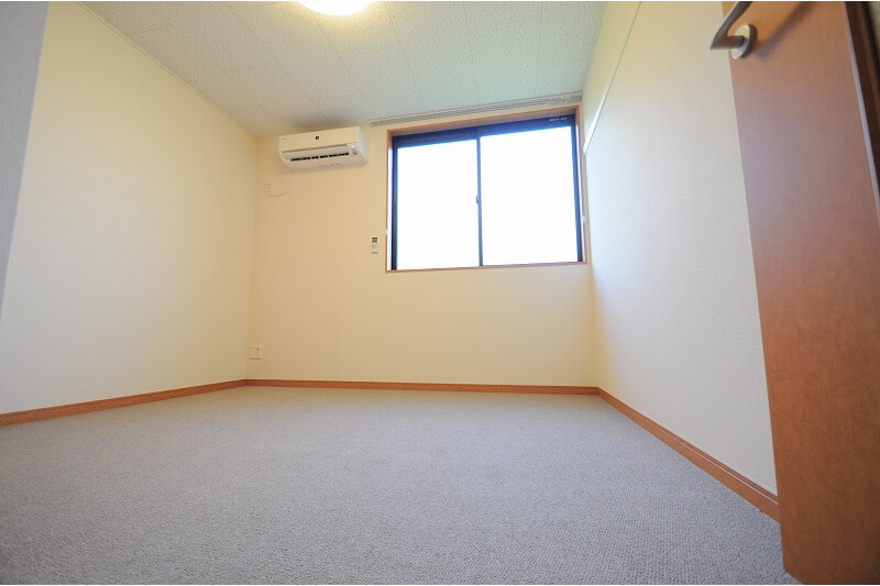 1K Apartment, Japan — image 5