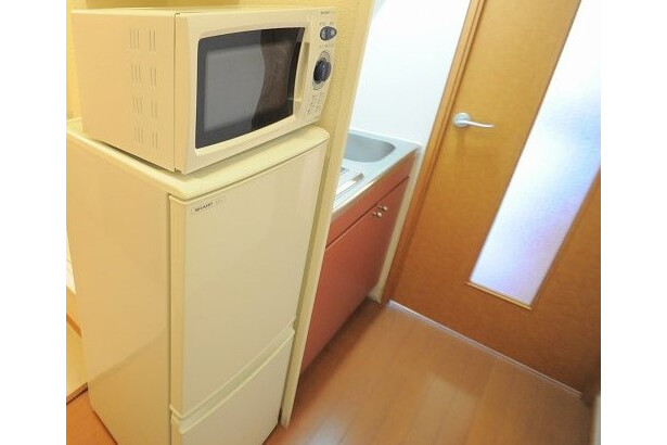 1K Apartment, Japan — image 9