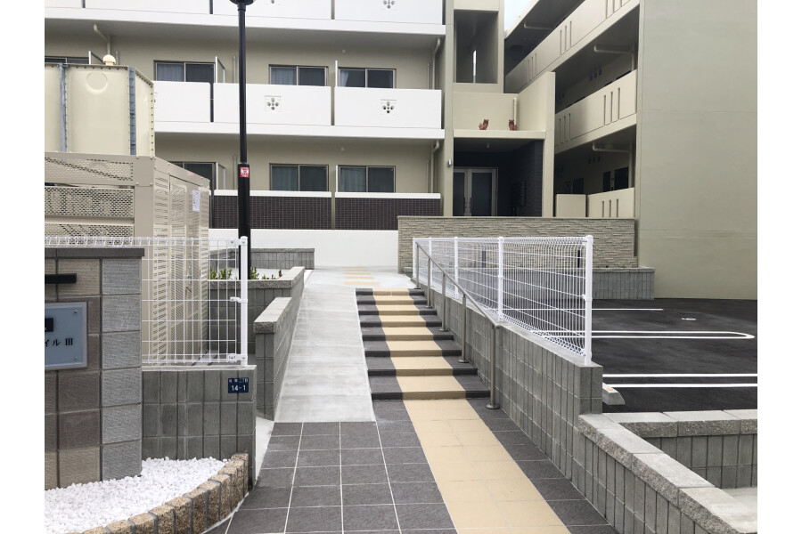 1K Apartment, Japan — image 9