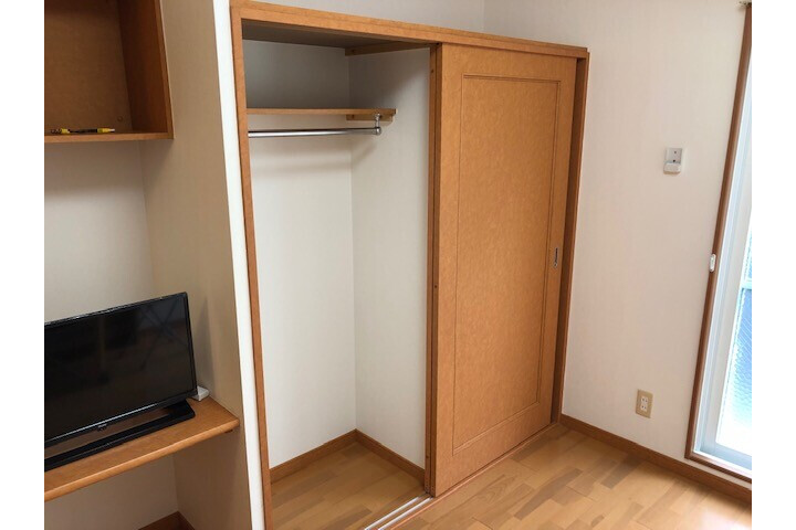 1K Apartment, Japan — image 9
