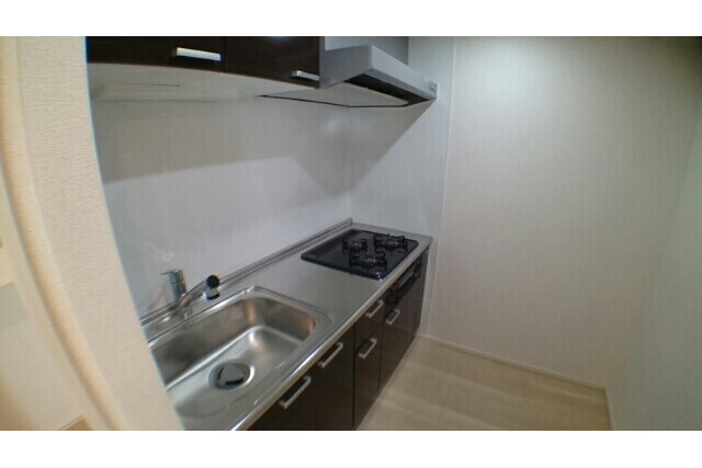 2LDK Apartment, Japan — image 6