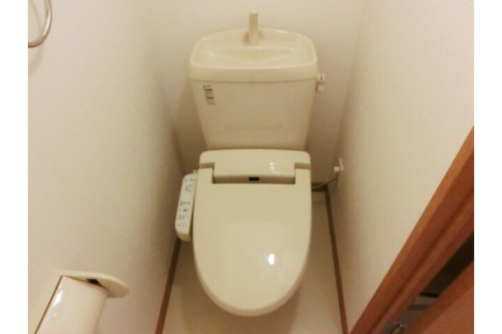 1K Apartment, Japan — image 8