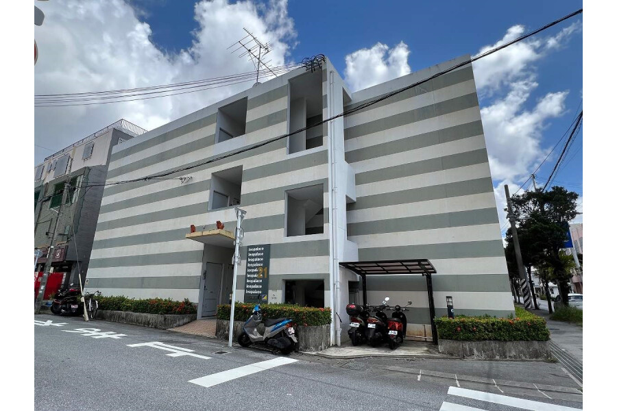 1K Apartment, Japan — image 13
