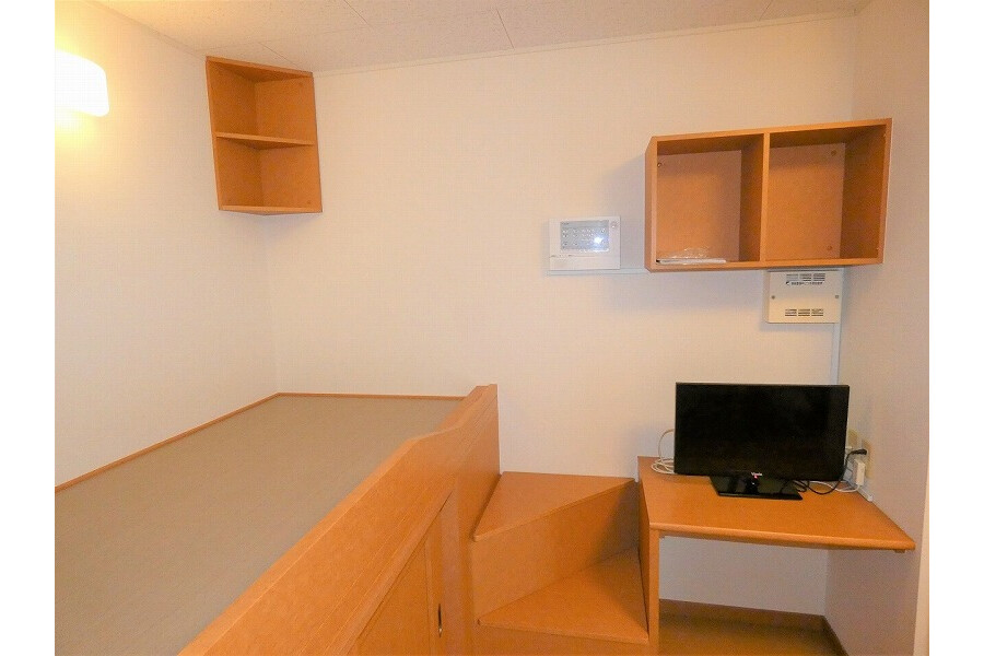 1K Apartment, Japan — image 7