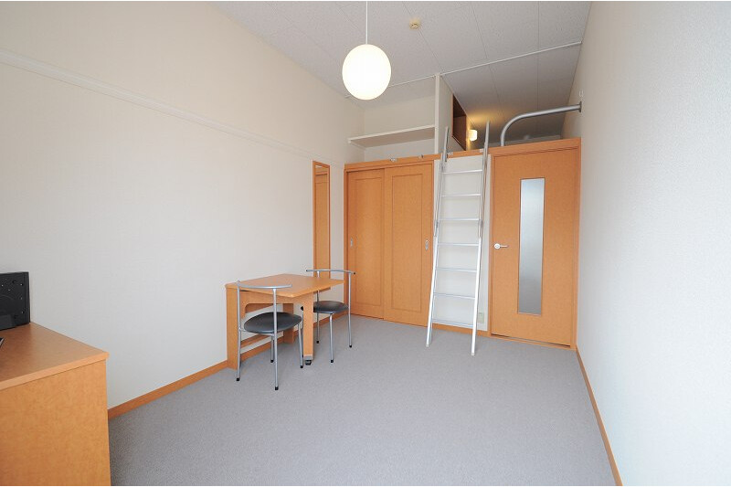 1K Apartment, Japan — image 5