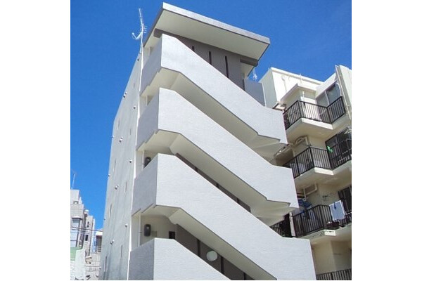 1K Apartment, Japan — image 12