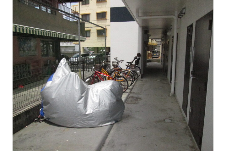 1K Apartment, Japan — image 13