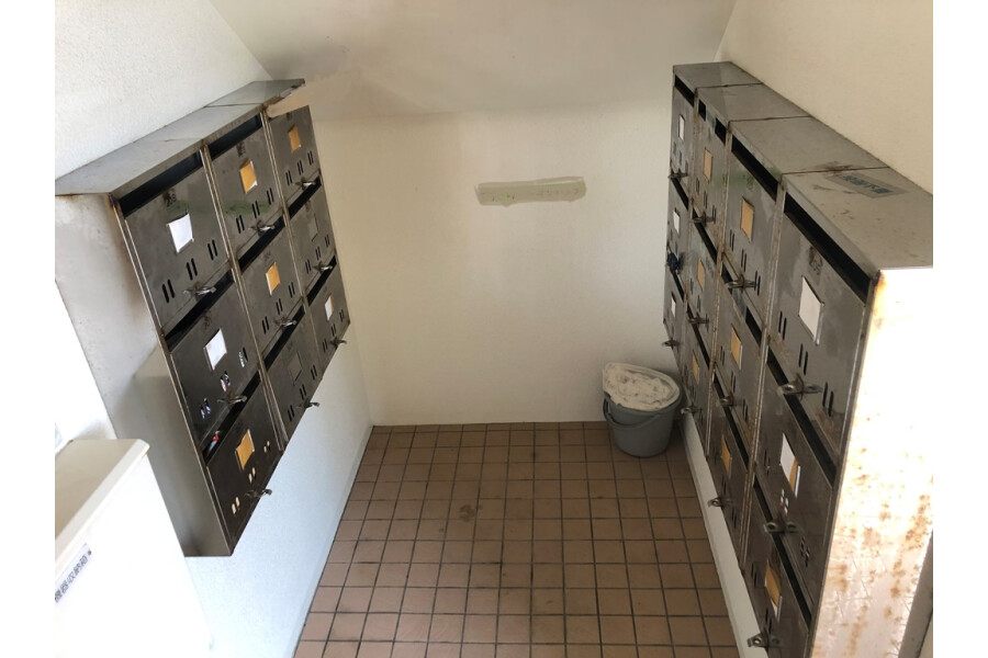 1K Apartment, Japan — image 12