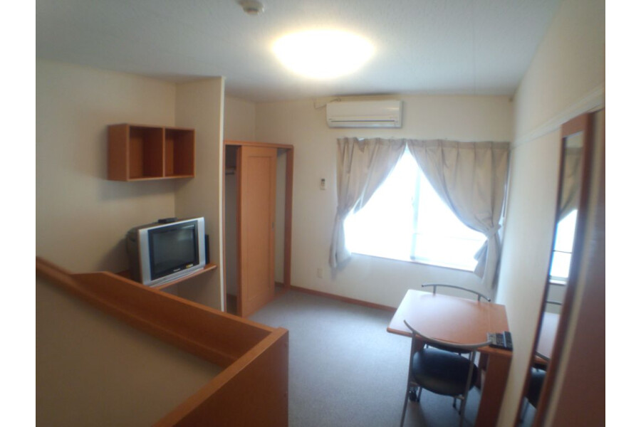 1K Apartment, Japan — image 5