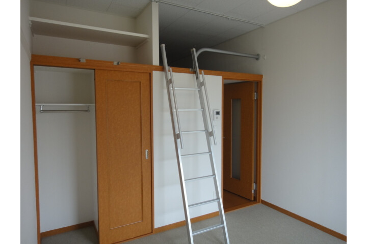 1K Apartment, Japan — image 3