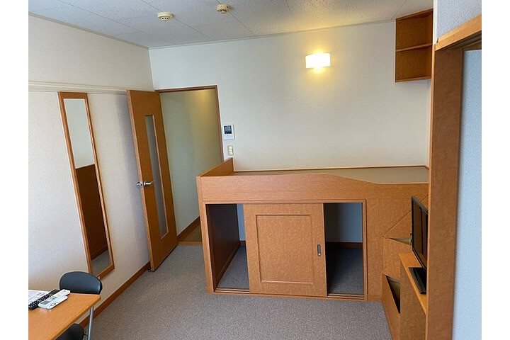 1K Apartment, Japan — image 3
