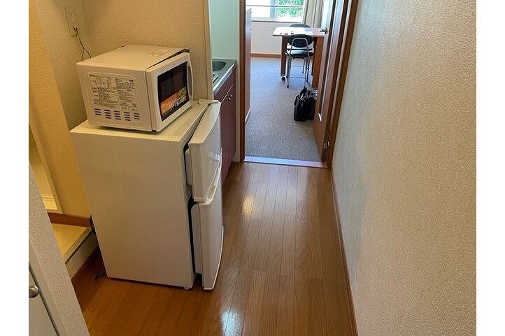 1K Apartment, Japan — image 10