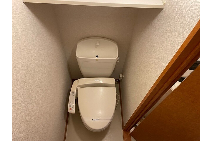 1K Apartment, Japan — image 12