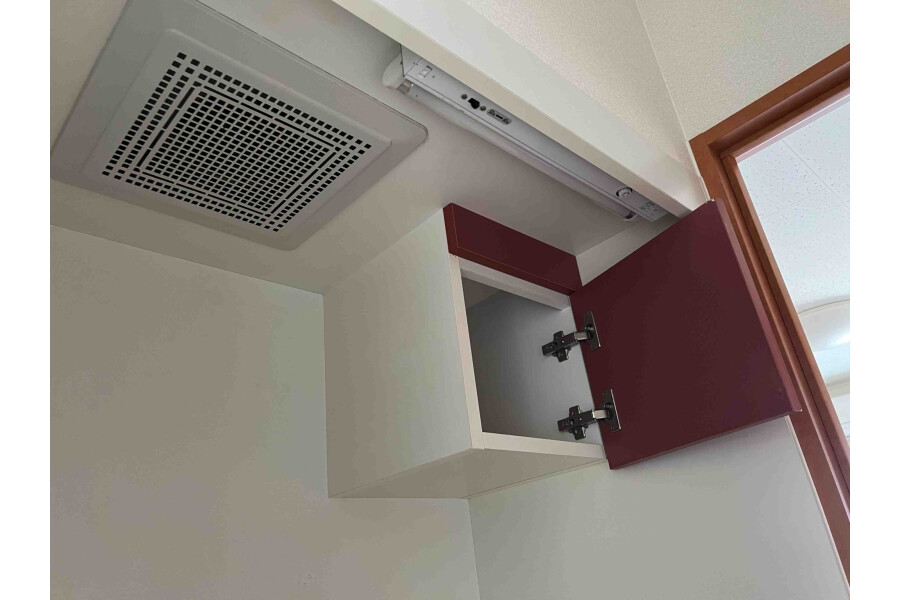 1K Apartment, Japan — image 8