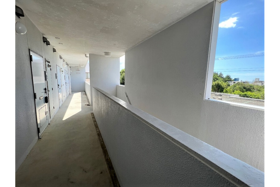 1K Apartment, Japan — image 11