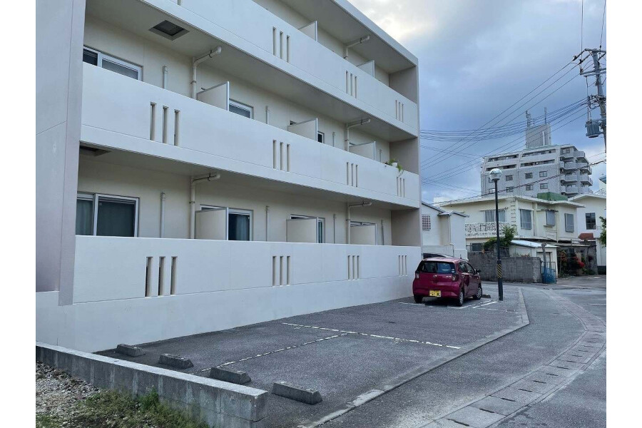 1K Apartment, Japan — image 14
