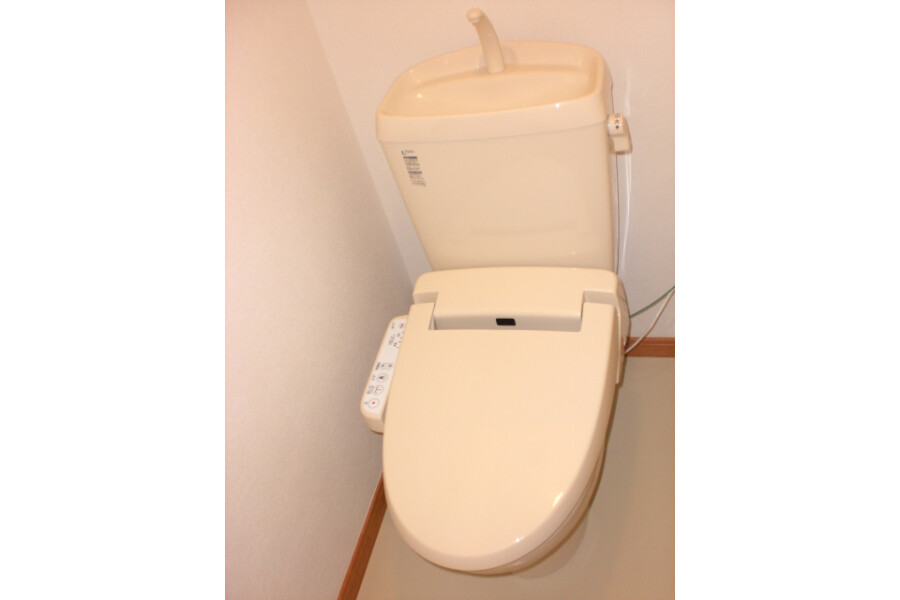 1K Apartment, Japan — image 8