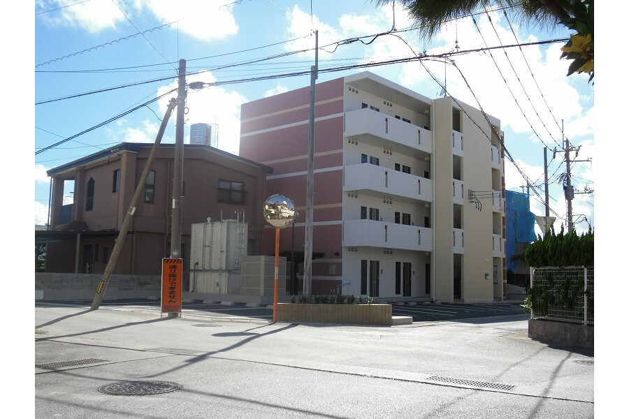 1K Apartment, Japan — image 12