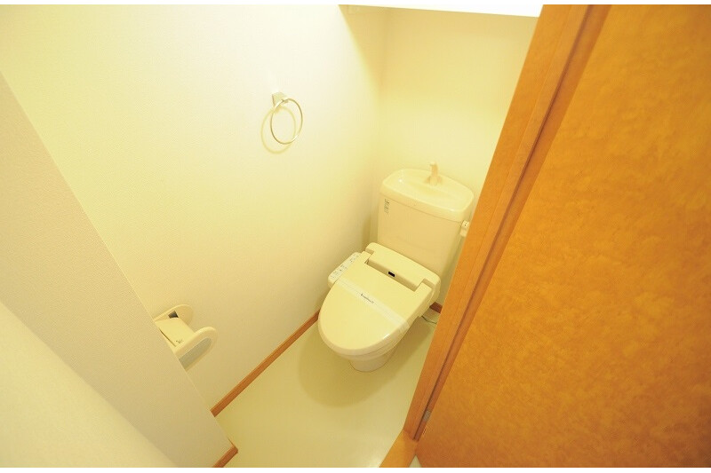 1K Apartment, Japan — image 10