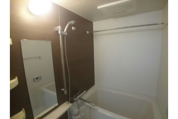2LDK Apartment, Japan — image 8