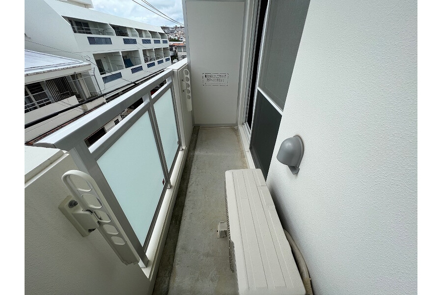 1K Apartment, Japan — image 13