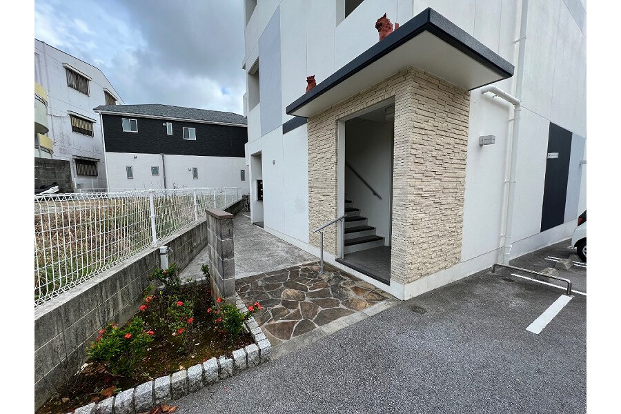 1K Apartment, Japan — image 14
