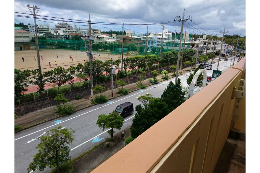 1K Apartment, Japan — image 12