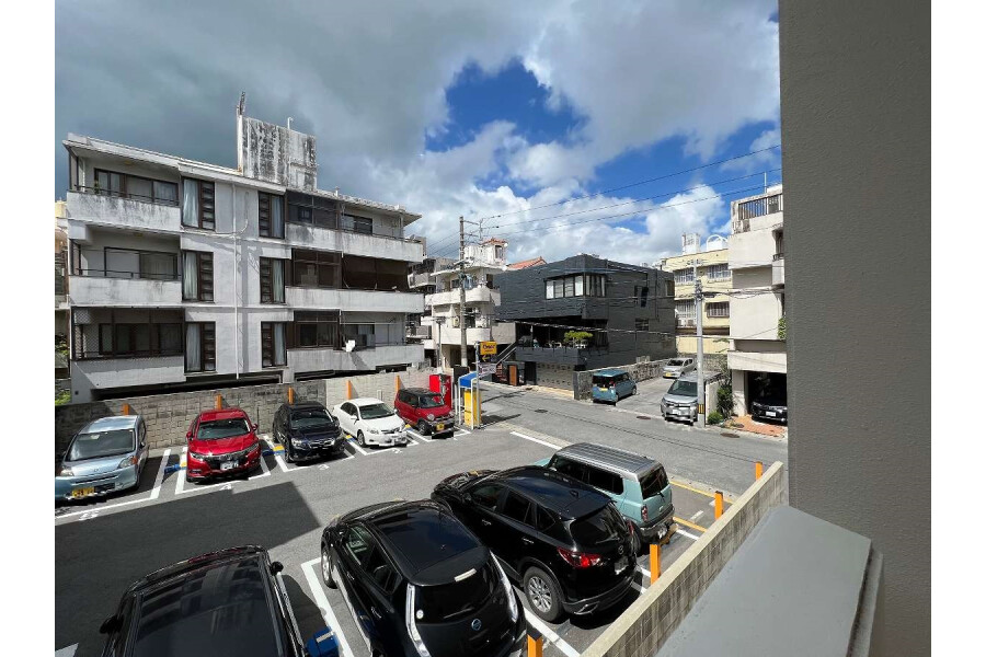 1K Apartment, Japan — image 14
