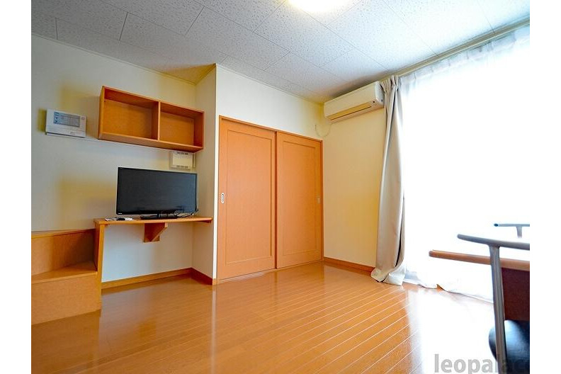 1K Apartment, Japan — image 6