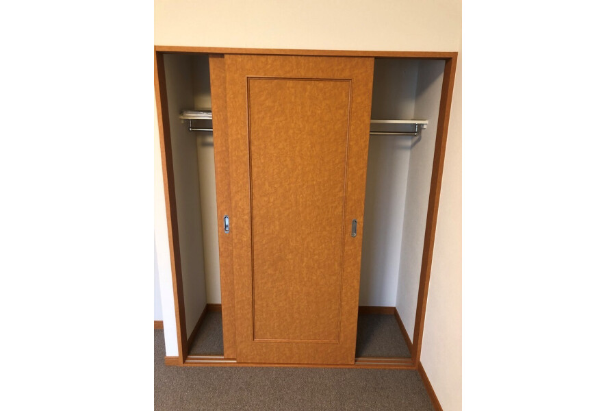 1K Apartment, Japan — image 6