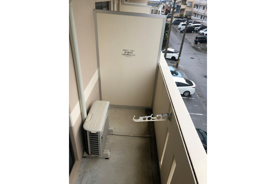 1K Apartment, Japan — image 11