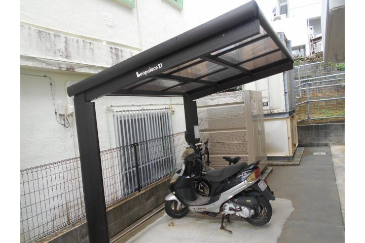 1K Apartment, Japan — image 10