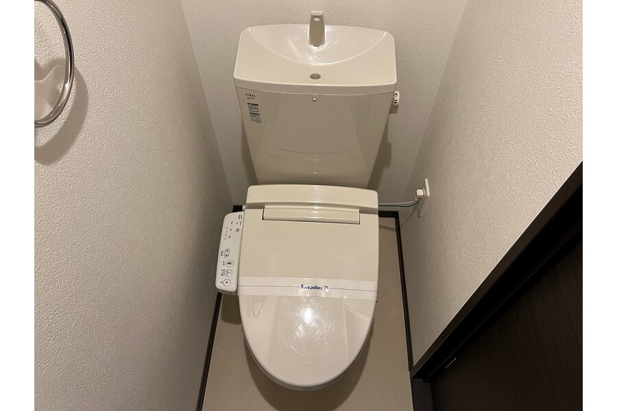 1K Apartment, Japan — image 10