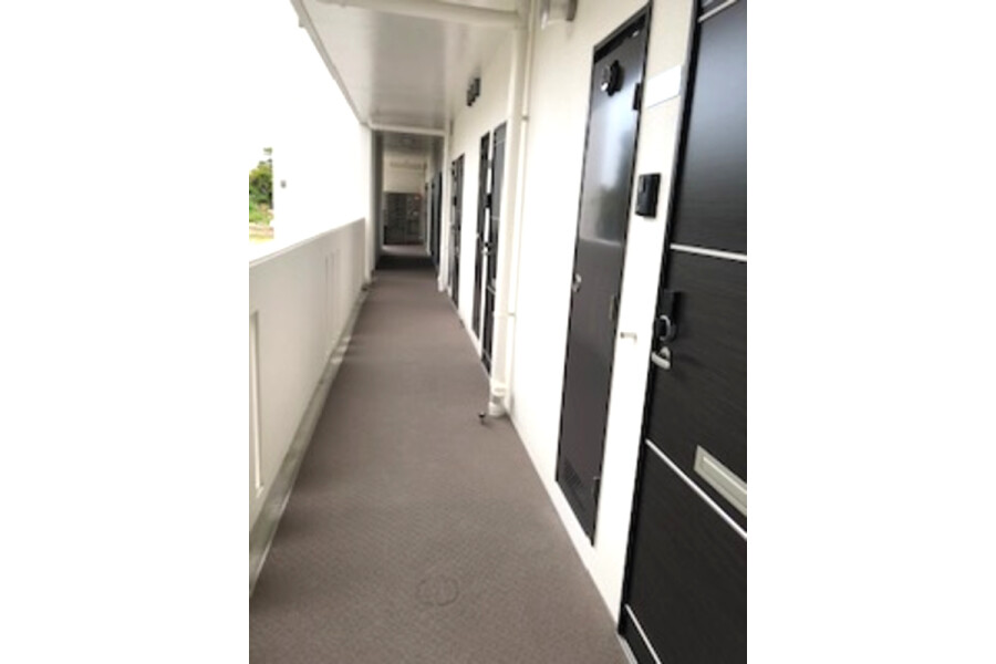1K Apartment, Japan — image 9
