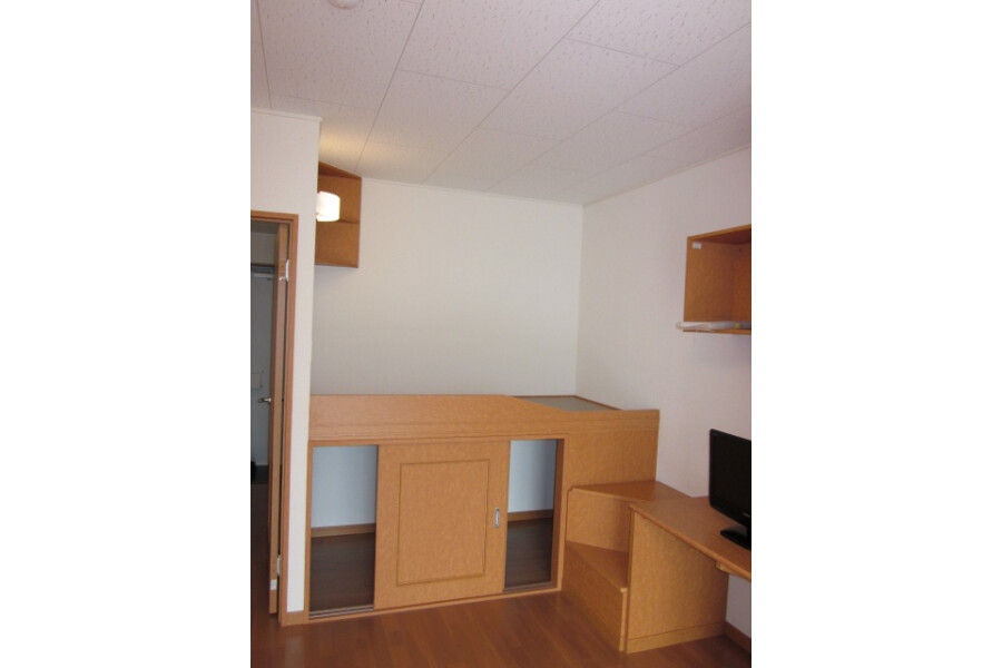 1K Apartment, Japan — image 4